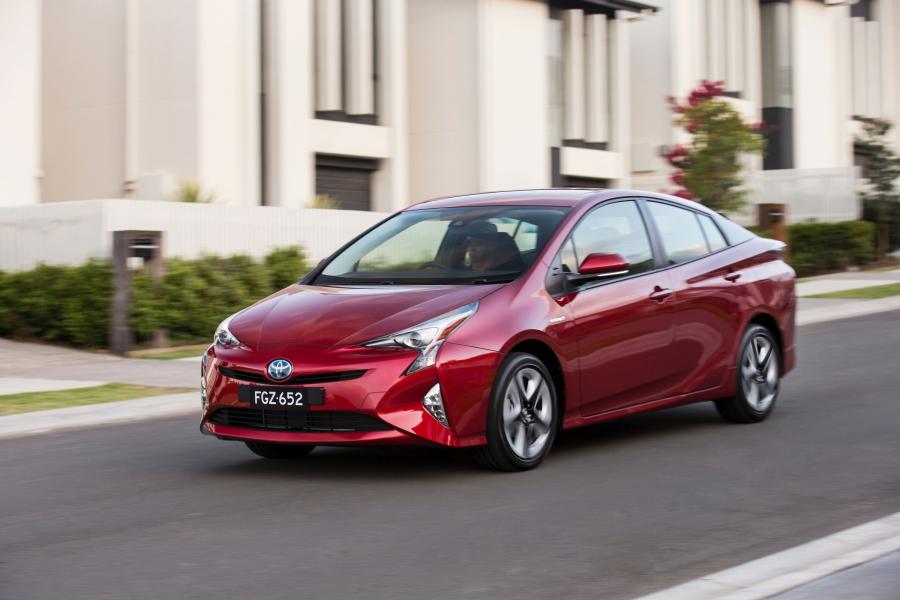  Toyota Prius 2016 года  (AU) (фото 15 из 31)